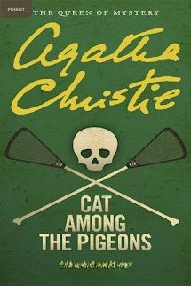 Cú Vọ Và Đàn Bồ Câu