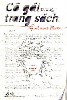 Cô Gái Trong Trang Sách
